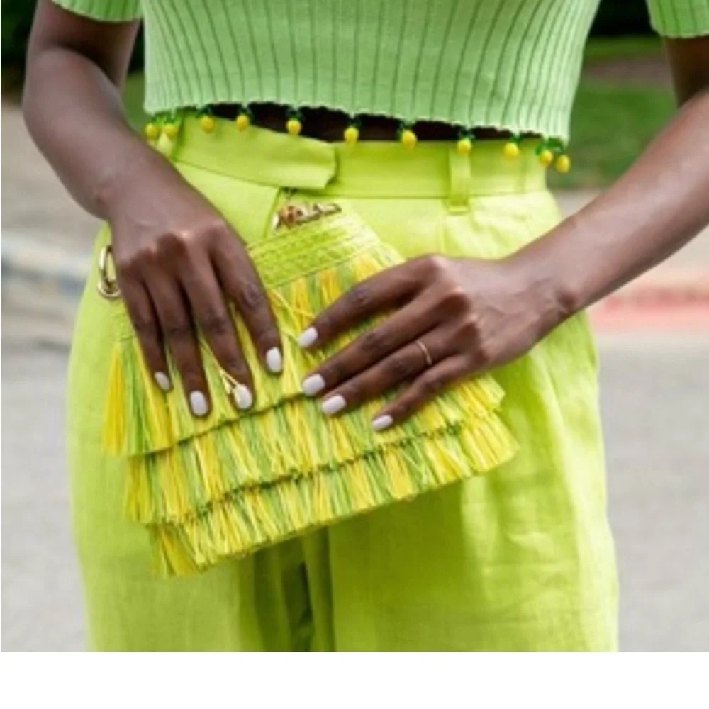 ERIC JAVITS L’il MAMBO RAFFIA FRINGE BAMBOO HANDLE HANDBAG CHARTREUSE - Picture 2 of 5